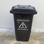 Thùng rác thải y tế nguy hại màu đen 120L