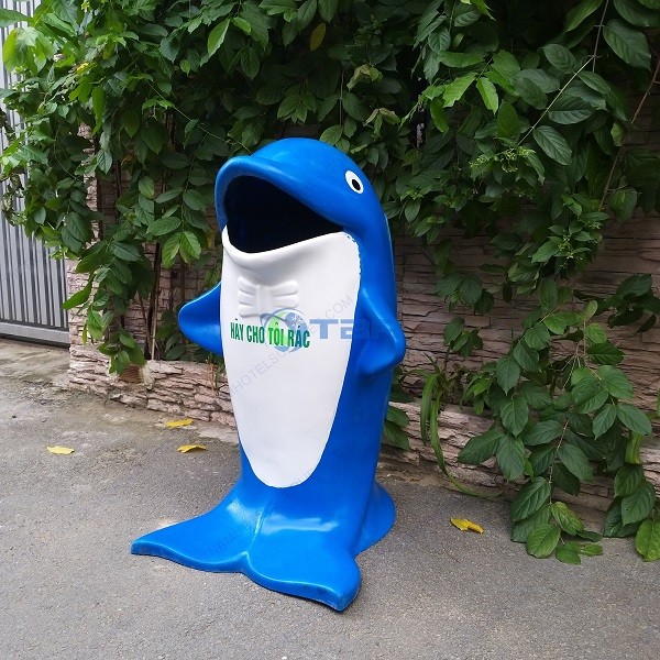 Thùng rác nhựa composite hình cá heo xanh 