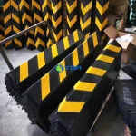 Ốp tường cao su chữ V chống va đập ASIA-OP800