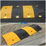 Gờ giảm tốc cao su phản quang (L)100x(W)35x(H)5cm