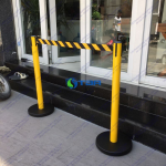 Trụ chắn barier công trình dây sọc vàng đen