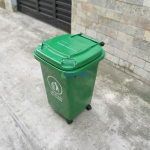 Thùng rác nhựa màu xanh 60L