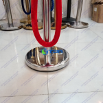 Trụ chắn inox đầu tròn dây nhung trùng màu đỏ