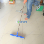 Cây đẩy nước gạt sàn cán inox lưỡi Eva