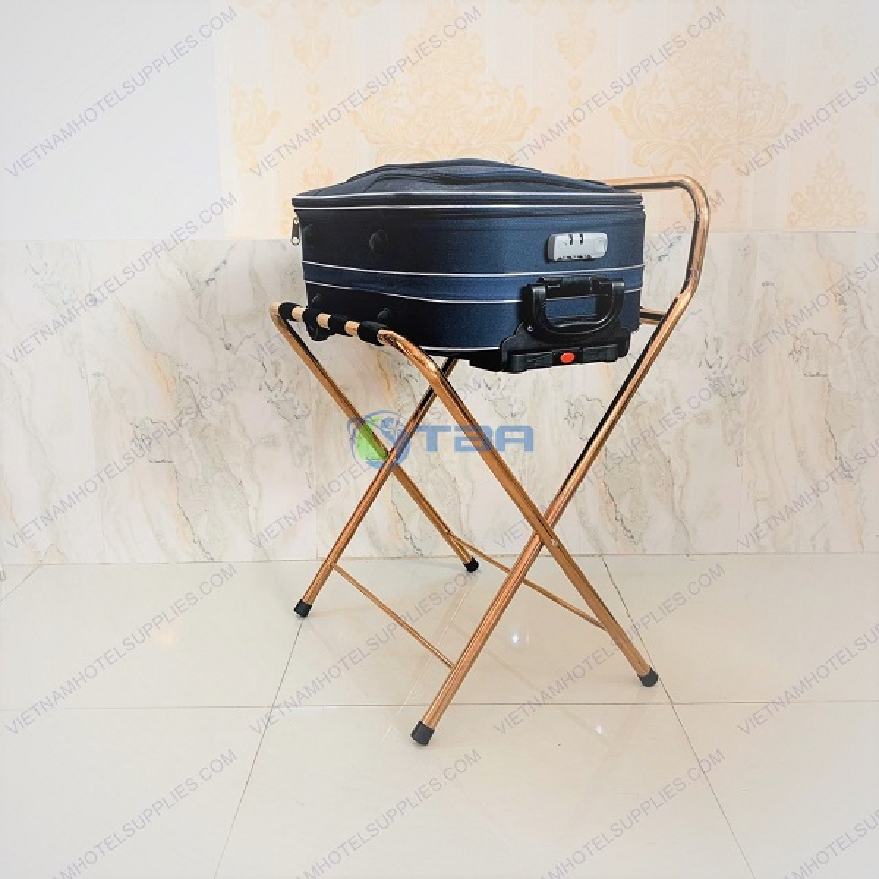 Kệ để hành lý inox mạ vàng cao cấp có tựa ASIACJ009