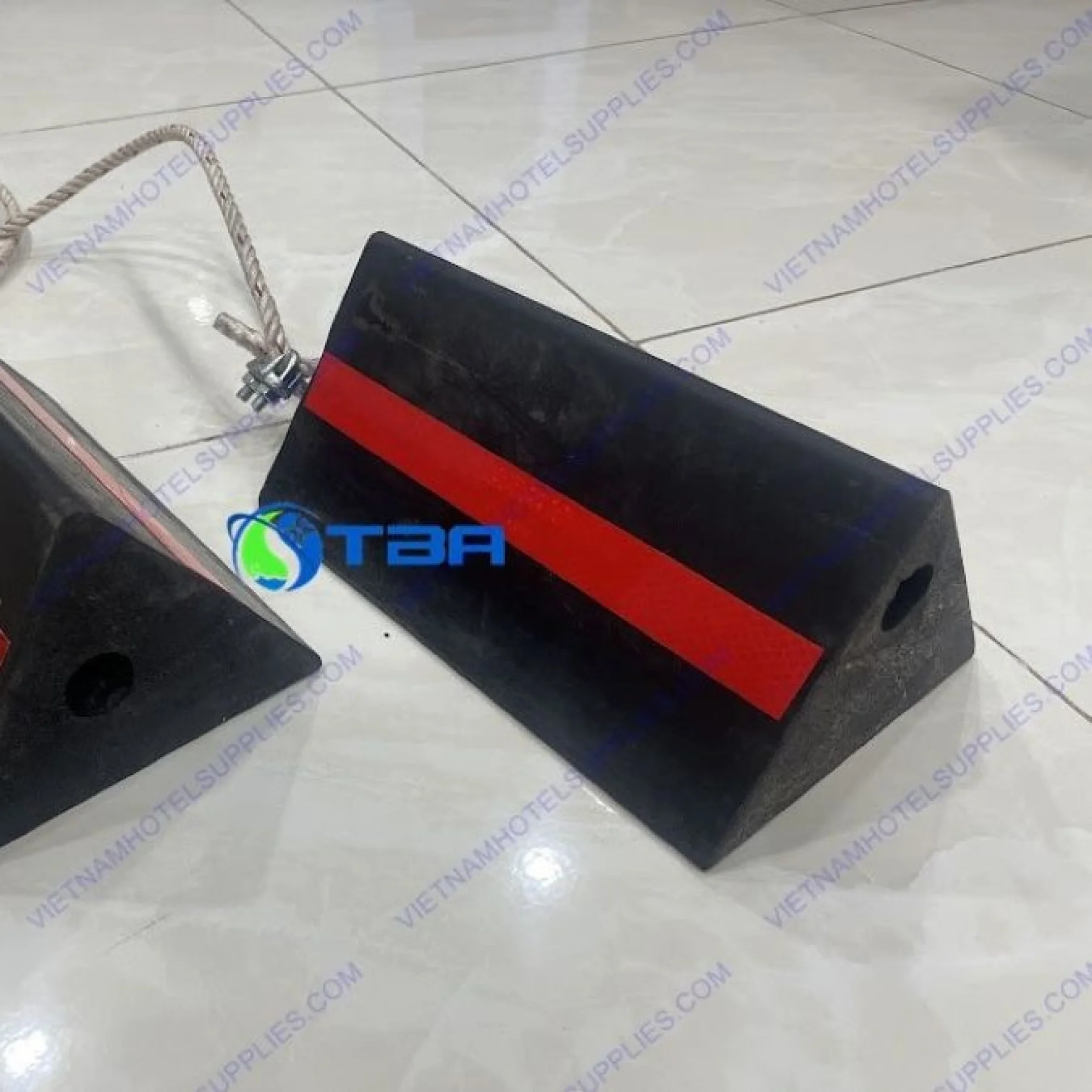 Cục chèn bánh xe máy bay ASIA-CBX30MB