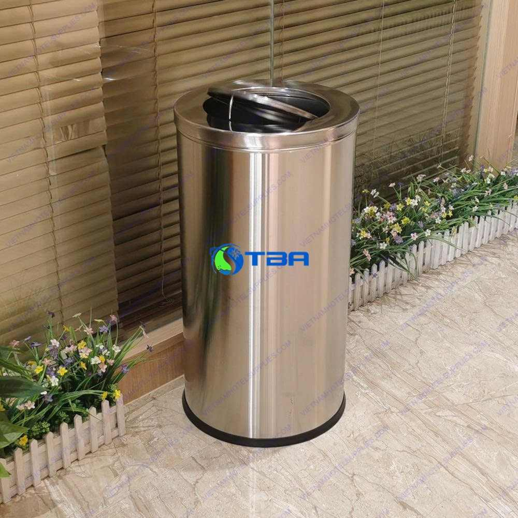 Thùng rác inox tròn nắp lật xoay cao cấp