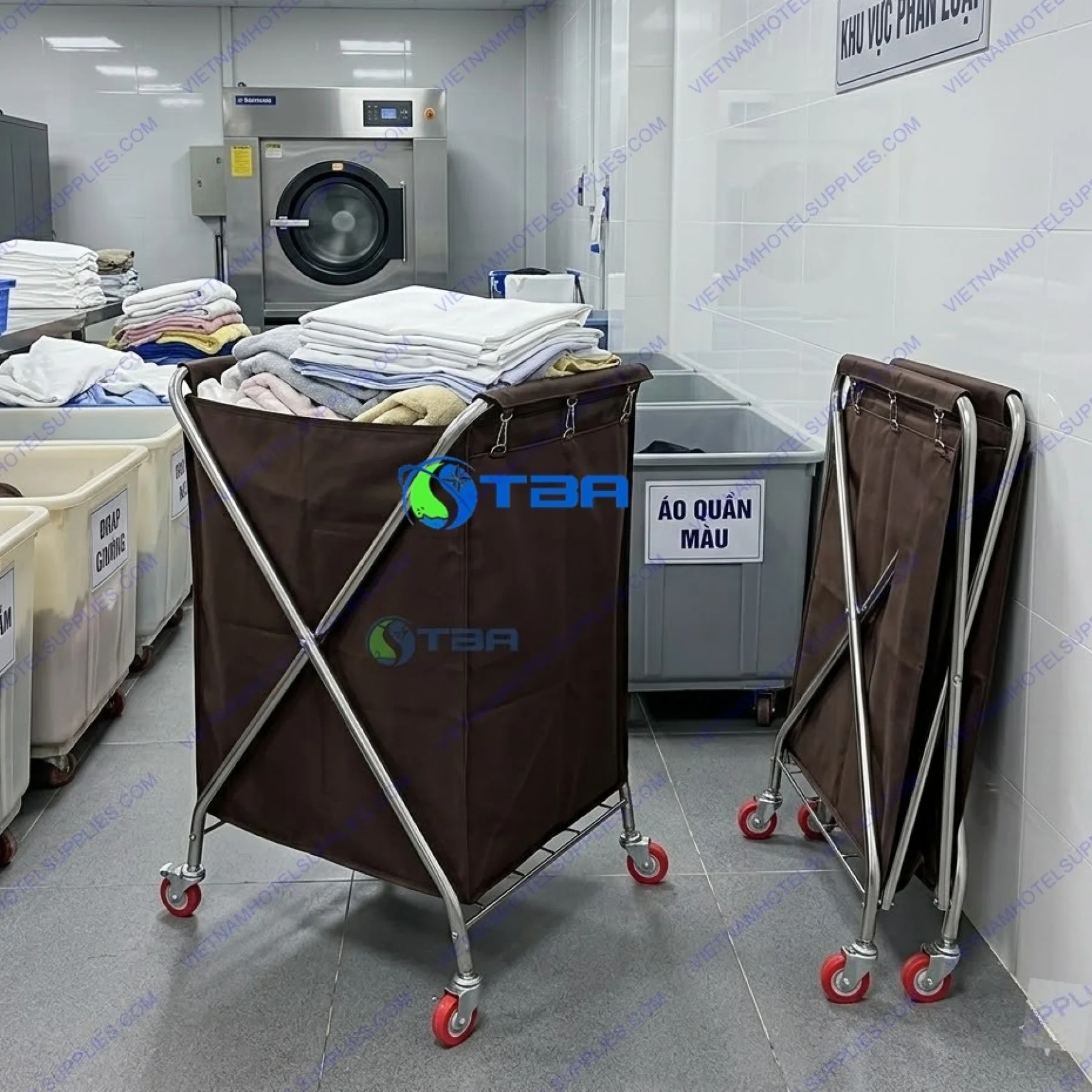 Xe thu gom đồ giặt là gấp được khung inox chữ X 