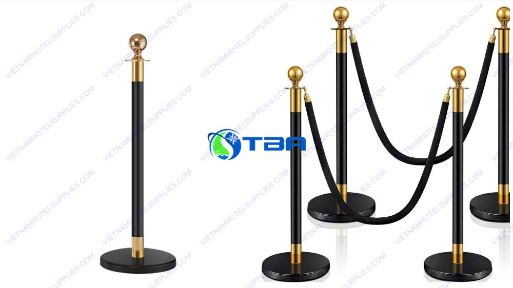 Cột chắn phân làn màu đen dây trùng đầu tròn viền inox