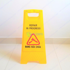 Biển báo đặt sàn chữ A khu vực đang sửa chữa