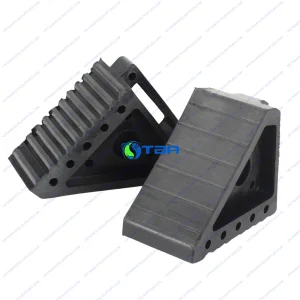 Cục chặn bánh xe cao su đúc tam giác ASIA-15PRO