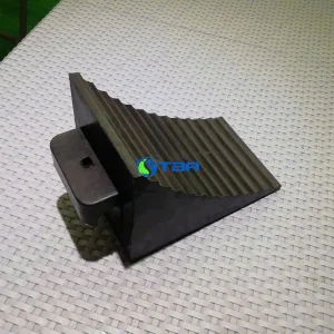 Cục chèn bánh xe tải nặng cao su ASIA-CBX200