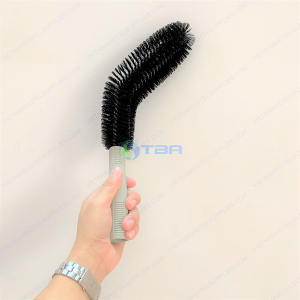 Chổi quét trần nhà và mạng nhện đầu cong