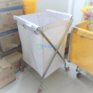 Xe vệ sinh chữ X thu gom đồ dơ trong bệnh viện